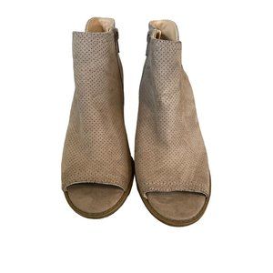 Time & Tru Grey Wedges Size 7